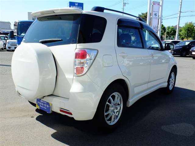 Toyota Rush 6