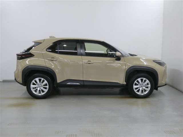 Toyota Yaris Cross 4