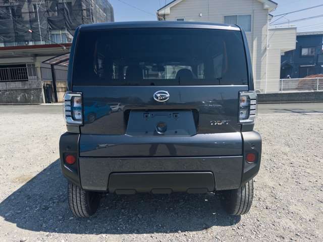 Daihatsu Taft 11