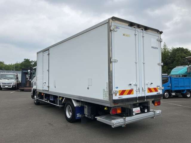 Isuzu Forward 3