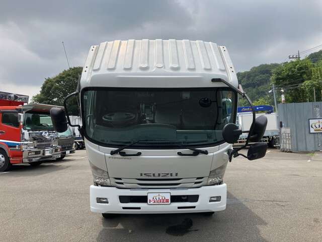 Isuzu Forward 6