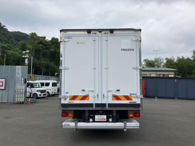 Isuzu Forward 7