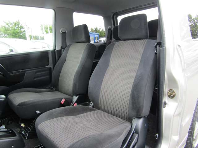 Mitsubishi Pajero Mini 6