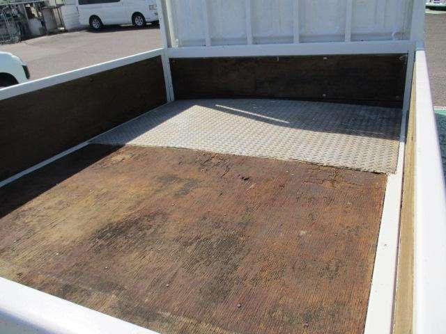 Mitsubishi Fuso Canter Guts 3