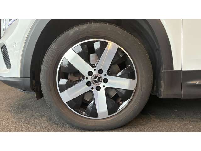 Mercedes-Benz GLB 3