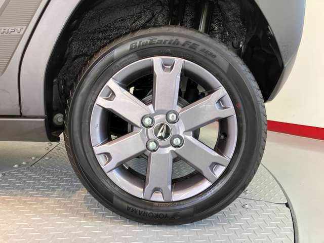 Daihatsu Taft 9