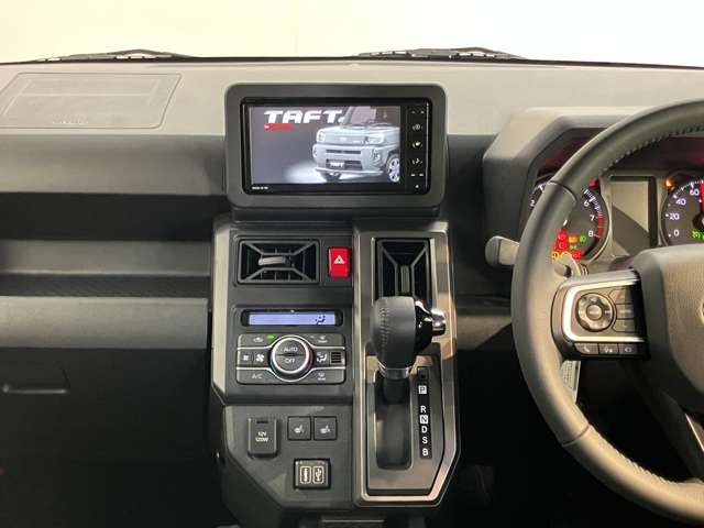 Daihatsu Taft 10