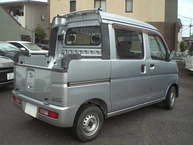 Daihatsu Hijet Deck Van 4