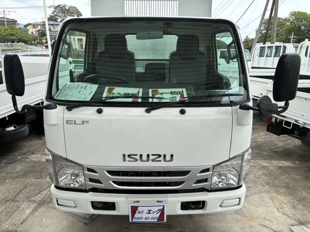 Isuzu Elf 4