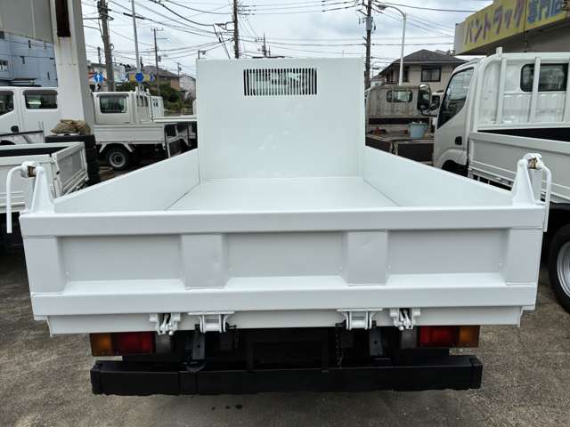 Isuzu Elf 10