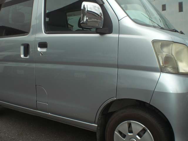 Daihatsu Hijet Deck Van 12