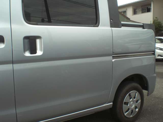 Daihatsu Hijet Deck Van 8