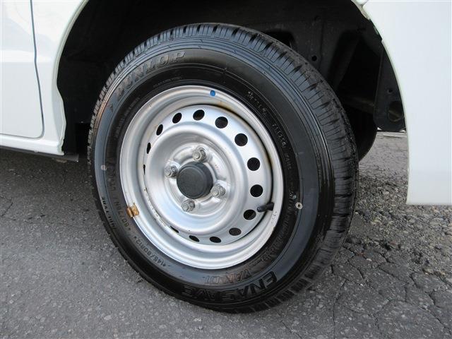 Nissan NV100 Clipper 9