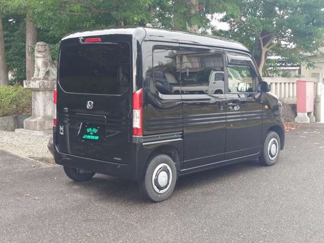 Honda N-VAN 9