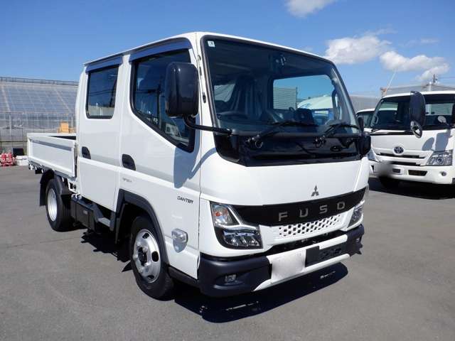 Mitsubishi Fuso Canter 4