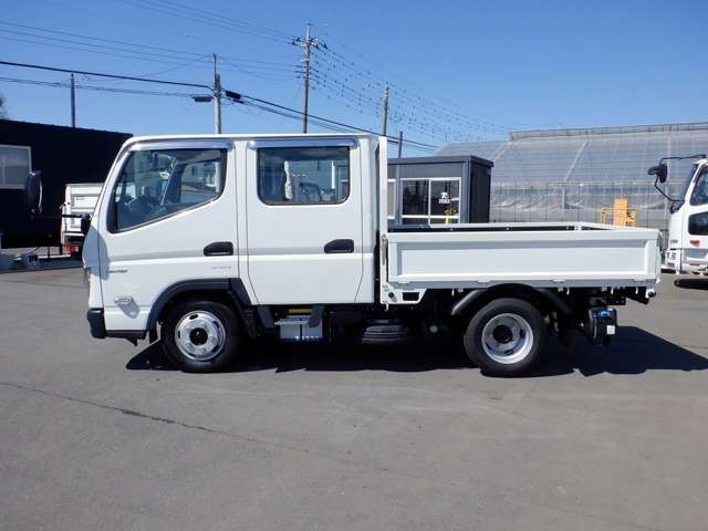 Mitsubishi Fuso Canter 7