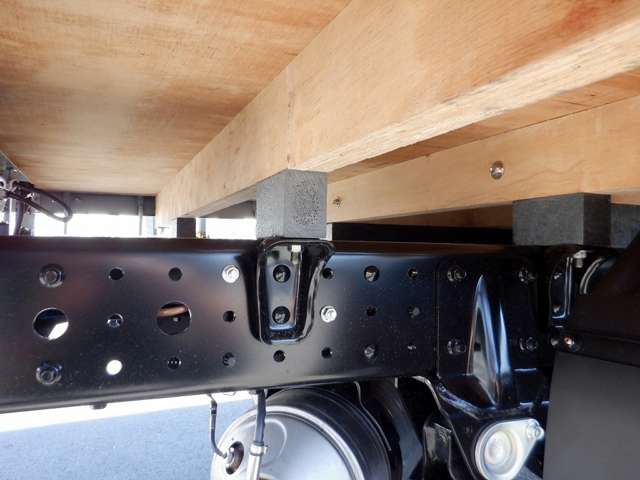 Mitsubishi Fuso Canter 10