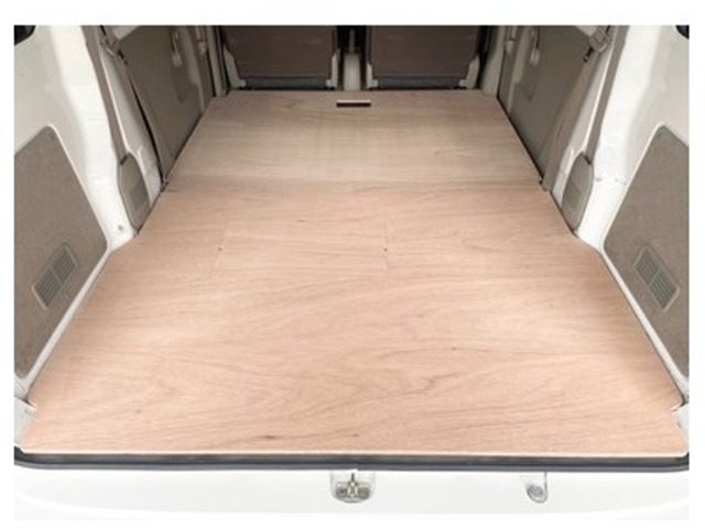 Nissan NV100 Clipper 8