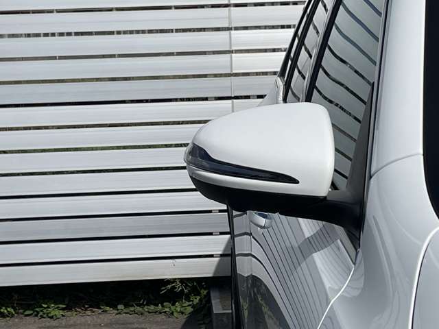 Mercedes-Benz GLB 12