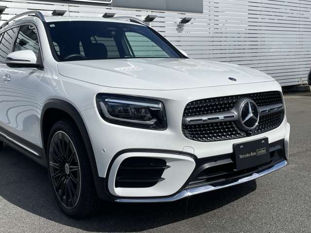 Mercedes-Benz GLB 8