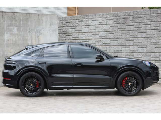 Porsche Cayenne Coupe 6