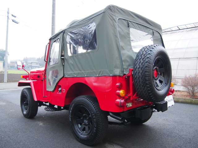Mitsubishi Jeep 6