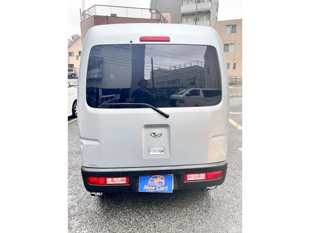 Daihatsu Hijet Cargo 9