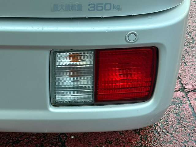 Nissan NV100 Clipper 11