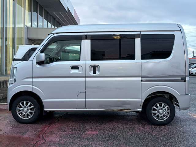 Nissan NV100 Clipper 2