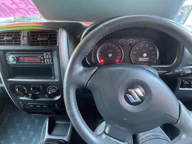 Suzuki Jimny 11