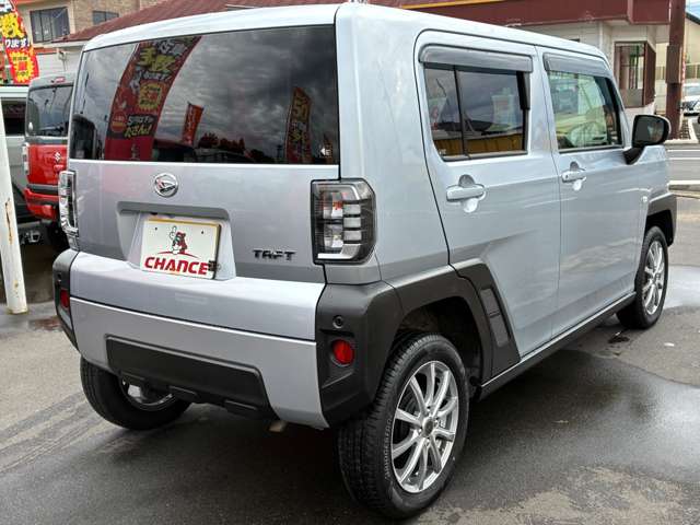 Daihatsu Taft 12