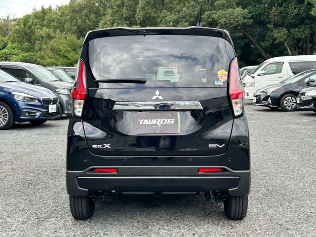 Mitsubishi eK X EV 11