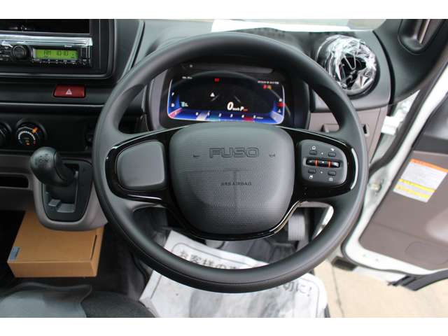 Mitsubishi Fuso Canter 10