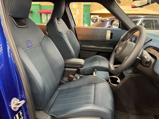MINI Countryman 8
