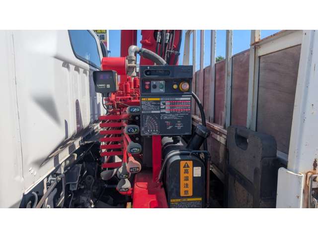 Mitsubishi Fuso Canter 11