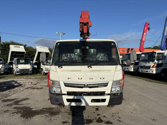 Mitsubishi Fuso Canter 2