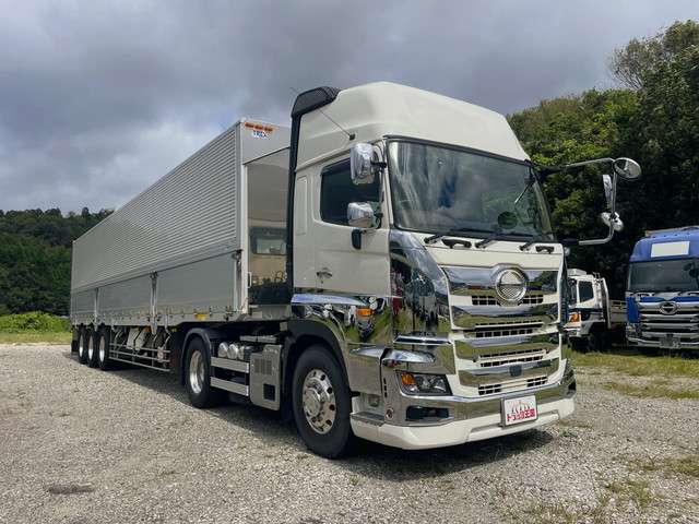 Hino Profia 3