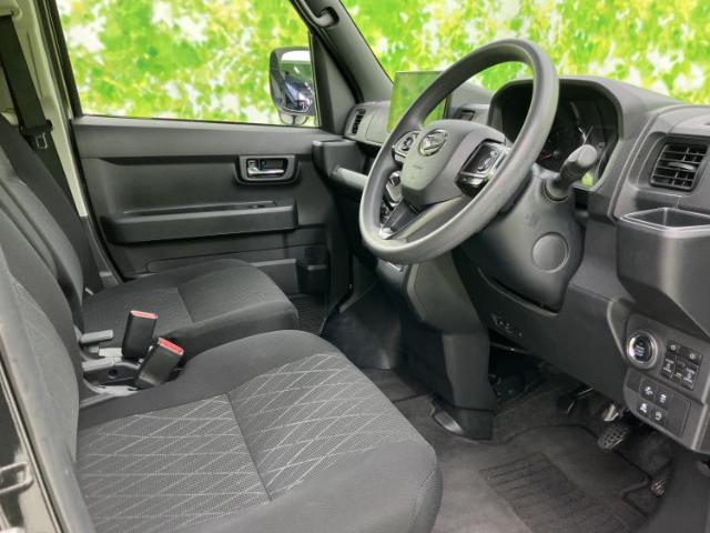 Daihatsu Atrai 7