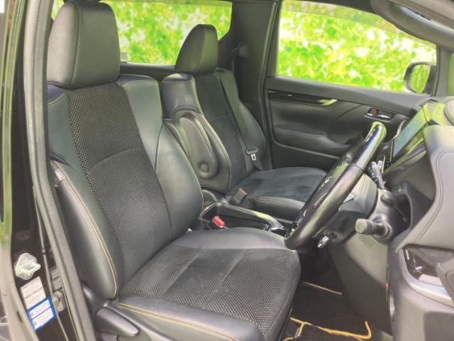 Toyota Vellfire 2