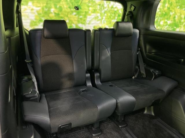 Toyota Vellfire 8