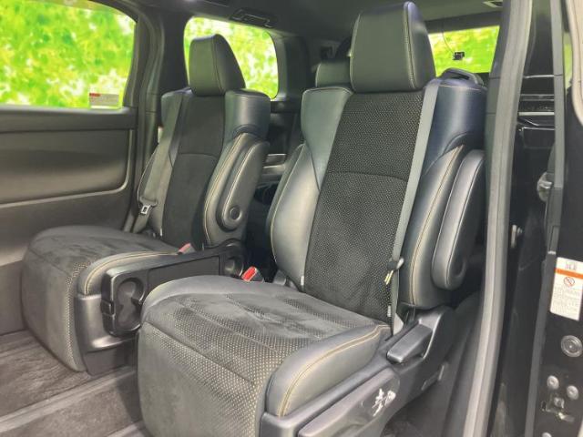 Toyota Vellfire 10