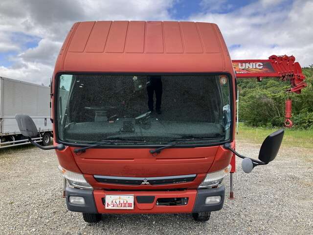 Mitsubishi Fuso Canter 7
