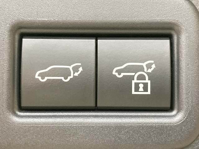 Lexus RX 9