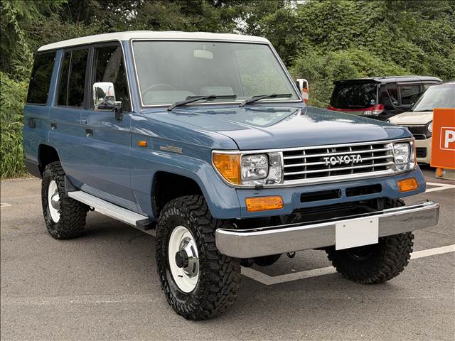 Toyota Land Cruiser Prado 5