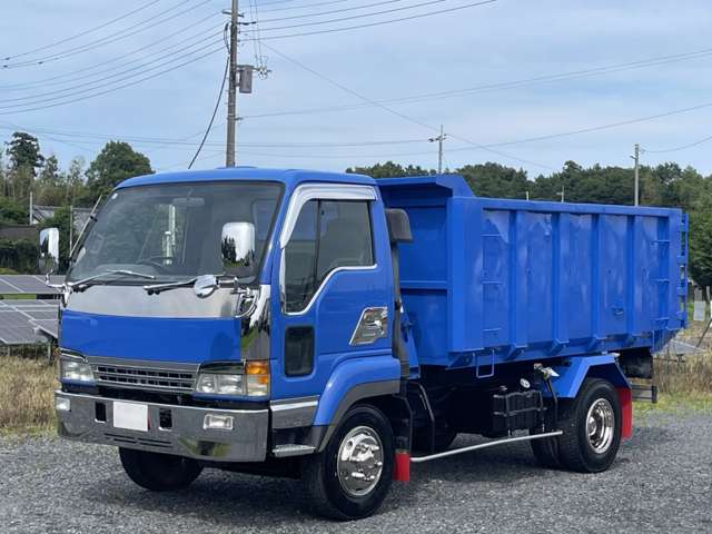 Isuzu Forward 2