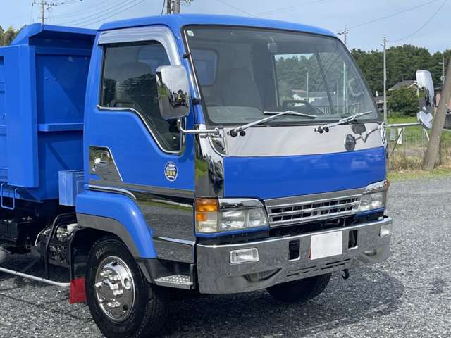 Isuzu Forward 3
