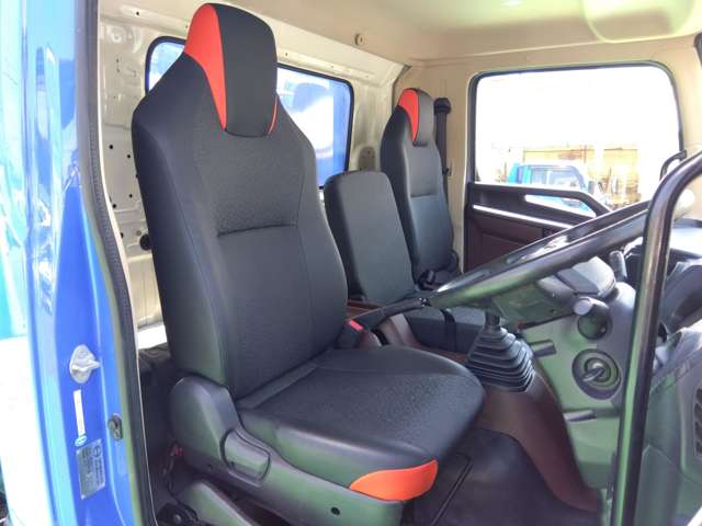 Hino Ranger 12