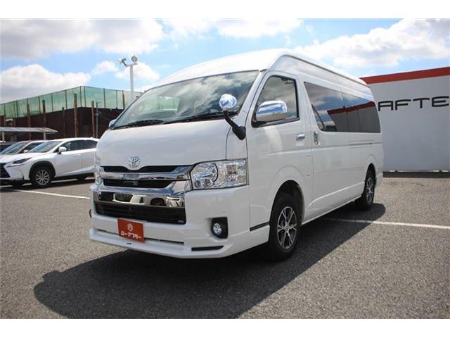 Toyota Hiace 11