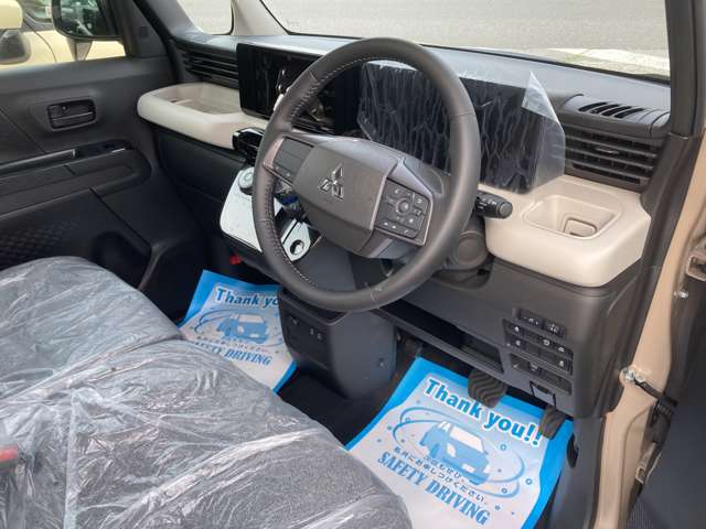 Mitsubishi Delica Mini 12