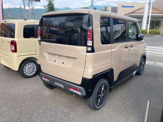 Mitsubishi Delica Mini 10